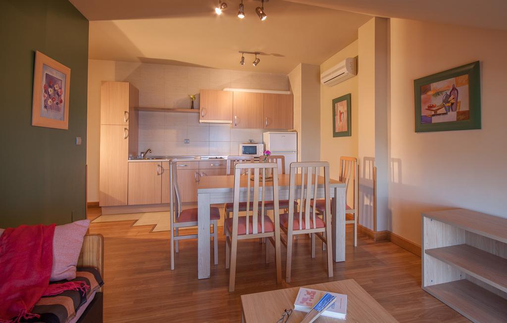 Apartamentos Mar Comillas Εξωτερικό φωτογραφία